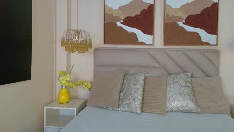 hannasthone online show from March 22, 9:07 pm