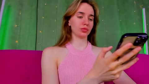 Hannavanilla online show from June 7, 11:08 pm