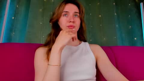 Hannavanilla online show from July 9, 1:31 am