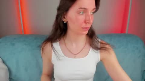 Hannavanilla online show from July 27, 1:23 am