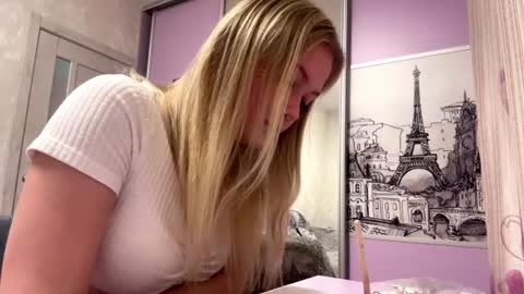 Kate online show from July 22, 1:30 am