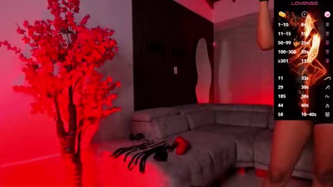 Hanna  Danna online show from October 15, 11:10 am