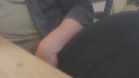 Snapshot of hannes_k chatting on October 21, 10:10 pm hannes_k online show from October 21, 10:10 pm