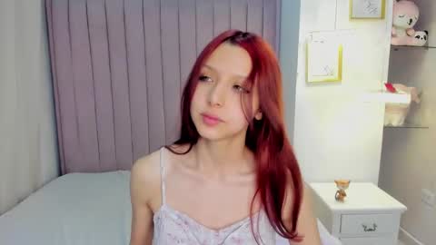 Hanni  online show from February 23, 11:11 am