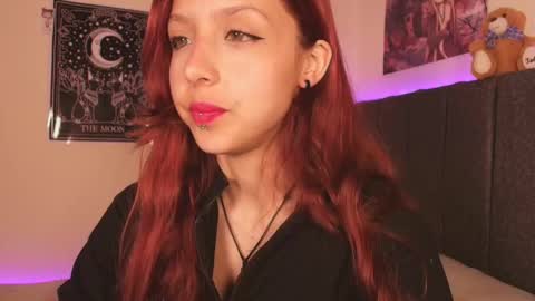 Hanni  online show from September 15, 5:24 pm