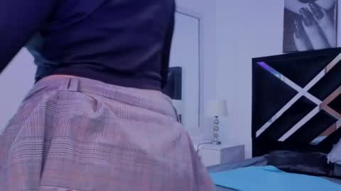hannita_01 online show from June 6, 12:10 pm