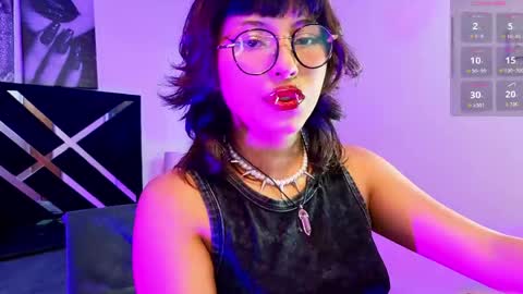 hannita_01 online show from June 9, 11:44 am