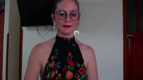 hanny_333 online show from December 19, 8:55 pm