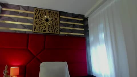 Hanny  online show from June 20, 11:57 am