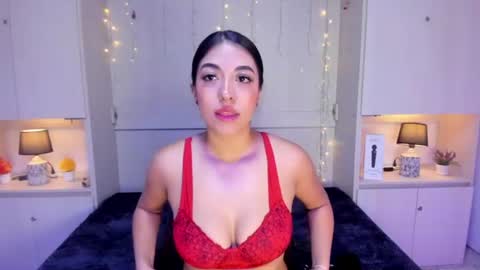 hannyk_ online show from July 21, 4:15 am