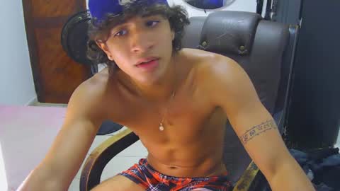 hansel_take online show from July 28, 9:14 pm