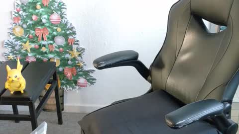 charly online show from December 21, 1:18 pm