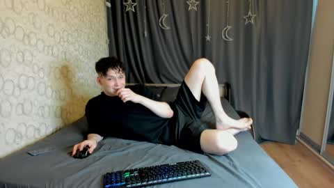 Snapshot of hansi_provincials chatting on April 10, 3:50 pm Hans online show from April 10, 3:50 pm