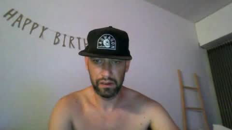 hansjegezoien online show from June 15, 9:39 pm