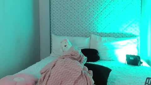 Snapshot of hantonella chatting on April 29, 5:30 pm Anto online show from April 29, 5:30 pm