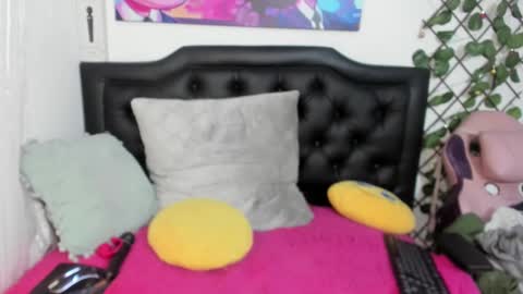 hanyjane online show from February 16, 1:47 am