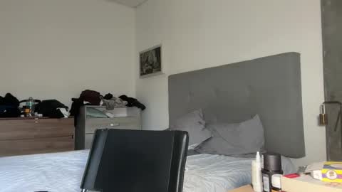 hanzlagerfelt online show from September 15, 10:54 pm