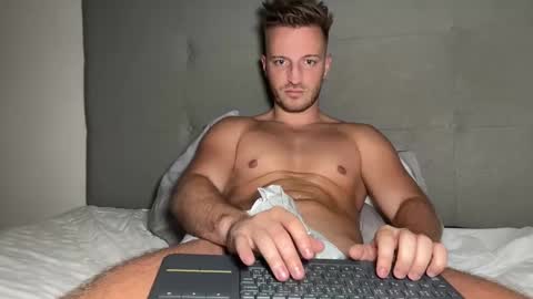 hanzlagerfelt online show from September 18, 12:34 am