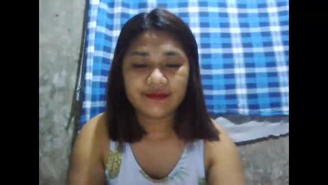 happy00725310 online show from January 23, 9:07 pm