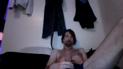 happy guy online show from February 25, 8:25 am