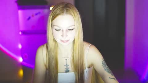 happy_cat_house2 online show from January 6, 5:38 pm