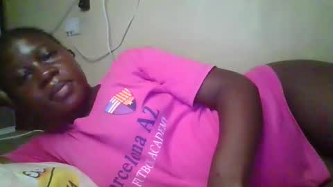 Snapshot of happy_dimple chatting on November 21, 9:24 pm happy_dimple online show from November 21, 9:24 pm