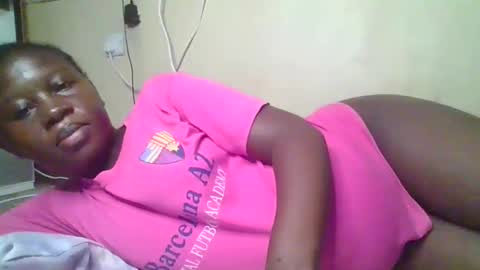 Snapshot of happy_dimple chatting on December 20, 9:00 pm happy_dimple online show from December 20, 9:00 pm