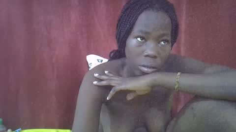 Snapshot of happy_kienyeji chatting on October 20, 9:43 am happy_kienyeji online show from October 20, 9:43 am