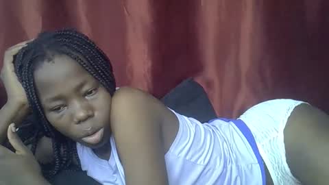 Snapshot of happy_kienyeji chatting on October 29, 7:21 am happy_kienyeji online show from October 29, 7:21 am