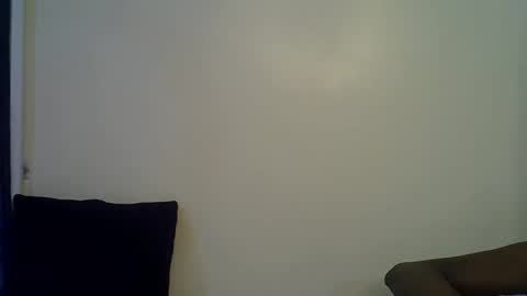 Snapshot of happy_kienyeji chatting on November 22, 8:52 pm happy_kienyeji online show from November 22, 8:52 pm