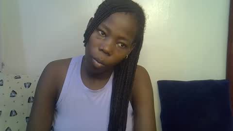 Snapshot of happy_kienyeji chatting on December 1, 4:06 am happy_kienyeji online show from December 1, 4:06 am