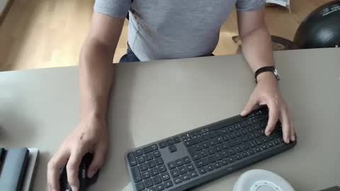 Cum for you online show from September 29, 12:10 pm