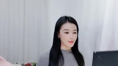 Snapshot of happyflower802318 chatting on March 5, 3:41 pm Daisy online show from March 5, 3:41 pm