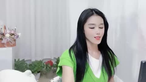 Snapshot of happyflower802318 chatting on March 20, 3:50 pm Daisy online show from March 20, 3:50 pm