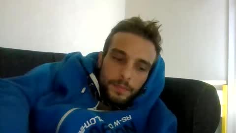 Snapshot of happyfunnyboy79 chatting on June 5, 9:26 am happyfunnyboy79 online show from June 5, 9:26 am