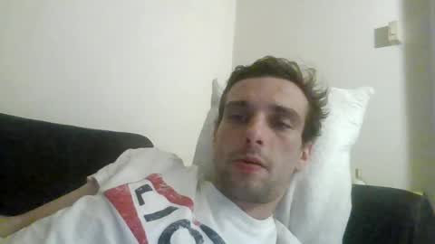 Snapshot of happyfunnyboy79 chatting on June 15, 12:24 am happyfunnyboy79 online show from June 15, 12:24 am