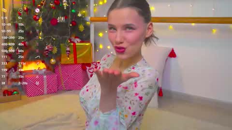 Evy  online show from January 14, 5:46 am