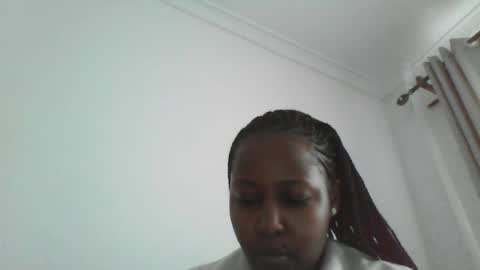 happysheila online show from August 8, 11:56 am