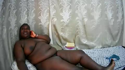 happysonia online show from February 19, 11:28 am