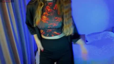 Stephanie online show from October 4, 6:50 pm