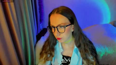 Stephanie online show from October 19, 5:57 pm