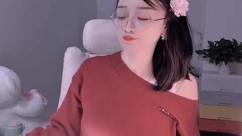 Snapshot of happysweetie168 chatting on January 21, 3:43 pm Daisy online show from January 21, 3:43 pm