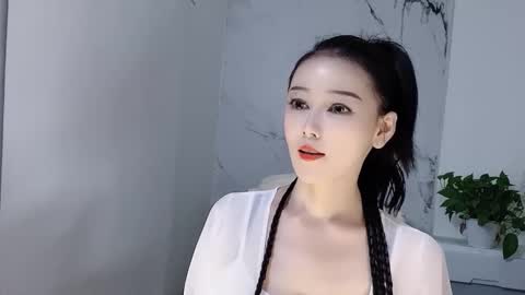 Snapshot of happysweetie168 chatting on September 16, 5:19 am Daisy online show from September 16, 5:19 am