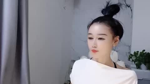 Snapshot of happysweety1688 chatting on October 10, 11:59 pm happysweety1688 online show from October 10, 11:59 pm