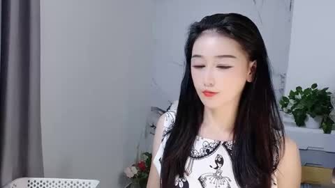 Snapshot of happysweety1688 chatting on October 16, 5:19 am happysweety1688 online show from October 16, 5:19 am