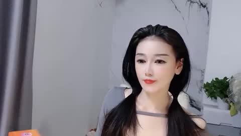 Snapshot of happysweety1688 chatting on October 25, 5:26 am happysweety1688 online show from October 25, 5:26 am