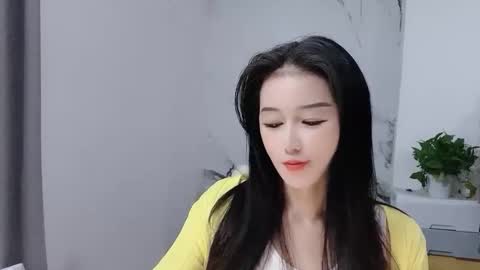 Snapshot of happysweety1688 chatting on November 24, 3:01 pm happysweety1688 online show from November 24, 3:01 pm