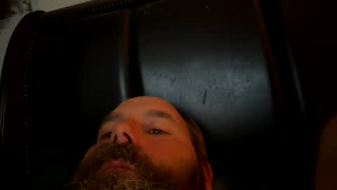 Snapshot of hard4u69091983 chatting on February 2, 5:17 am Hard4u69 online show from February 2, 5:17 am