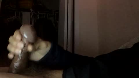 Snapshot of hard4you321cum chatting on February 5, 2:27 am hard4you321cum online show from February 5, 2:27 am