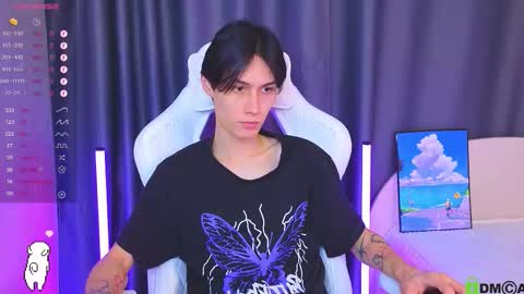 Mark online show from December 1, 12:43 pm